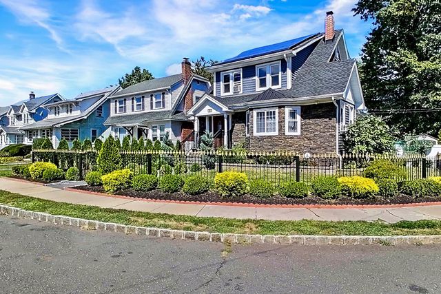 64 VAN HOUTEN PL, Belleville, NJ 07109