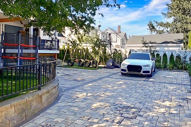 64 VAN HOUTEN PL, Belleville, NJ 07109