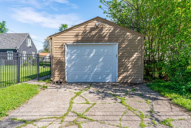 2223 W Rusholme Street, Davenport, IA 52804