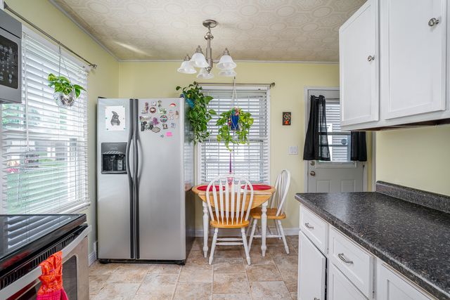 2223 W Rusholme Street, Davenport, IA 52804