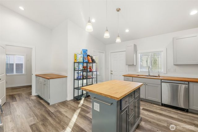 856 NW Folsom Street, Chehalis, WA 98532