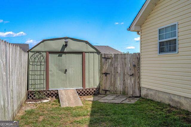 35 Holli Lane, Rossville, GA 30741