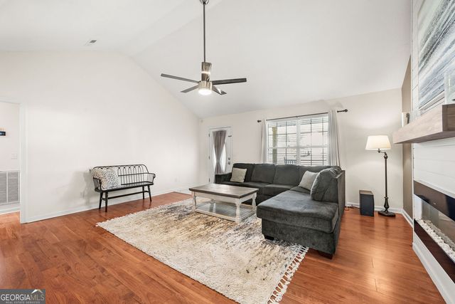 35 Holli Lane, Rossville, GA 30741