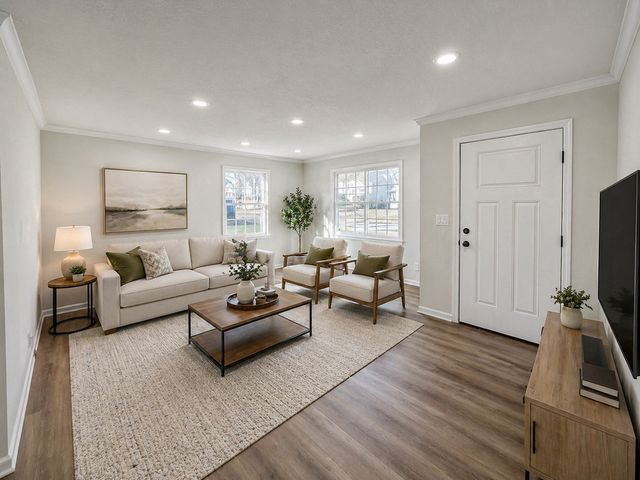 2744 Adams Avenue, Des Moines, IA 50310