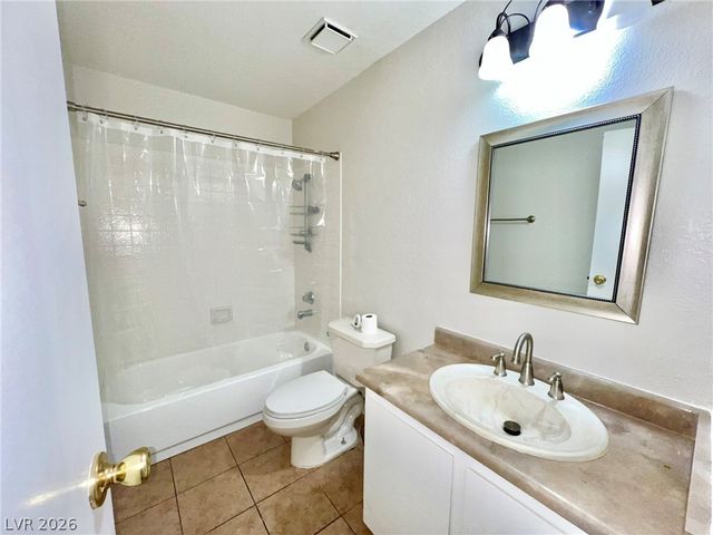 480 Elm Drive 206, Las Vegas, NV 89169