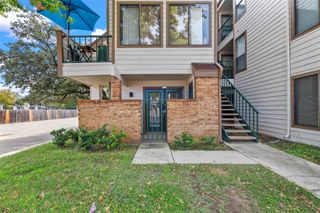 2300 Bamboo Drive N111, Arlington, TX 76006