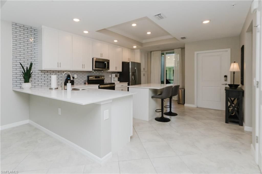 6082 National BLVD 112, AVE MARIA, FL 34142 — exterior
