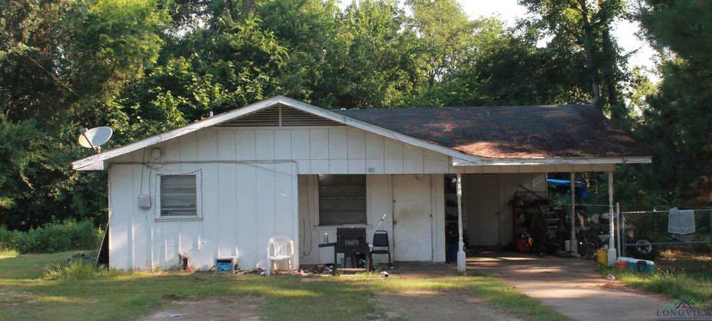 480 Ellis Drive, Waskom, TX 75692