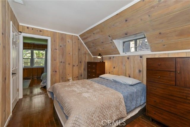 238 Bluebell, Lake Arrowhead, CA 92352