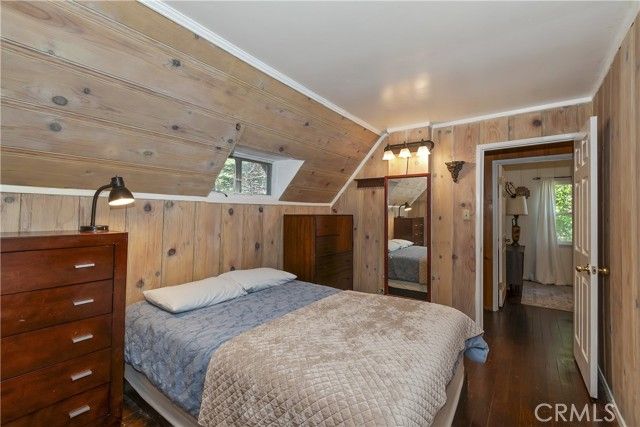 238 Bluebell, Lake Arrowhead, CA 92352