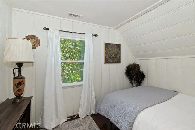 238 Bluebell, Lake Arrowhead, CA 92352