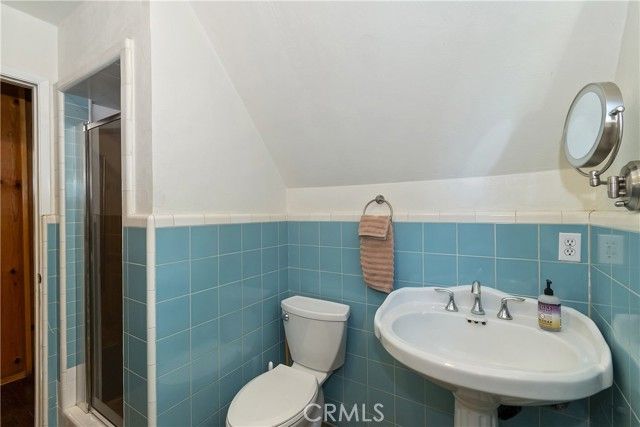 238 Bluebell, Lake Arrowhead, CA 92352