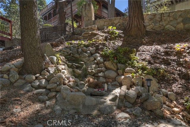 238 Bluebell, Lake Arrowhead, CA 92352
