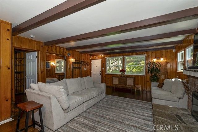 238 Bluebell, Lake Arrowhead, CA 92352