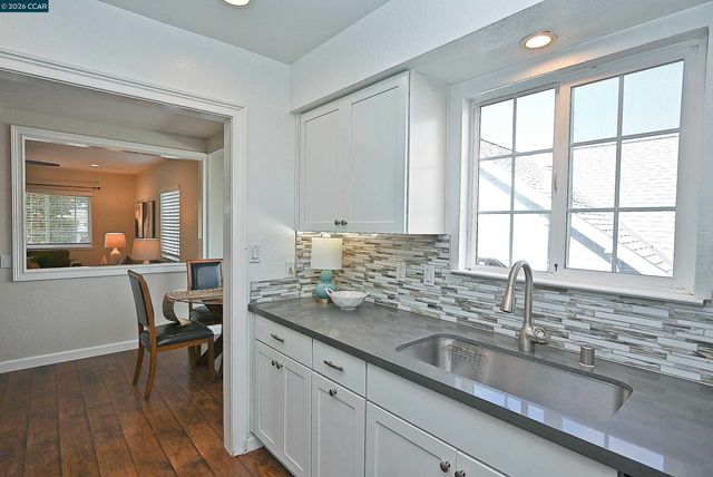 1124 Bush St, Martinez, CA 94553