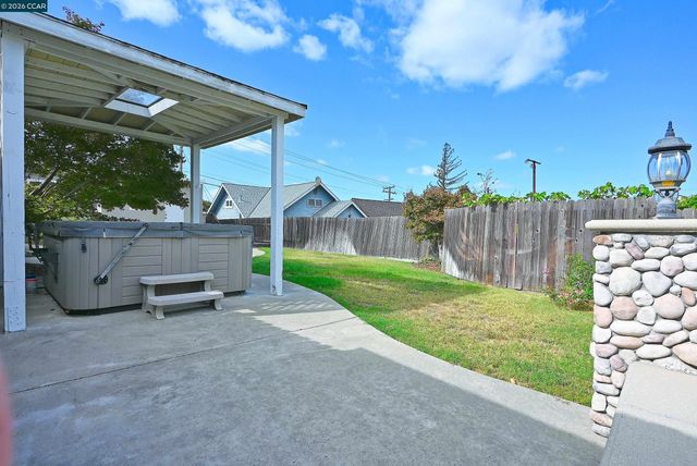 1124 Bush St, Martinez, CA 94553