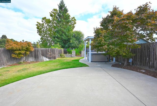 1124 Bush St, Martinez, CA 94553