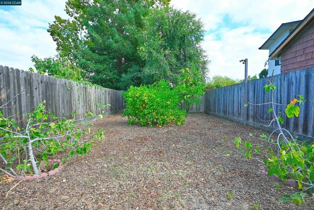 1124 Bush St, Martinez, CA 94553