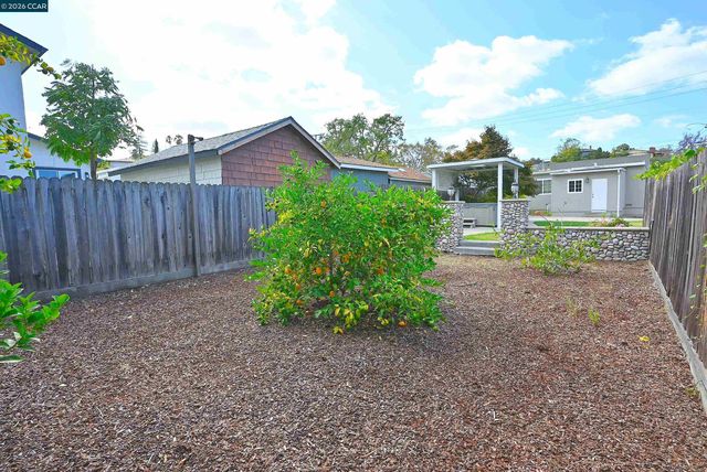 1124 Bush St, Martinez, CA 94553