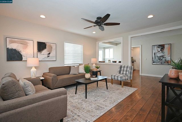 1124 Bush St, Martinez, CA 94553