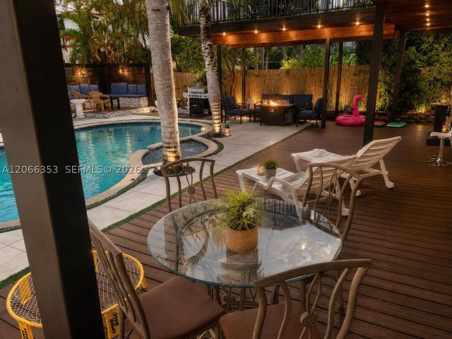1206 Buchanan St, Hollywood, FL 33019