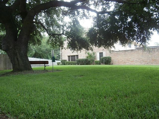 5801 Lumberdale Road 134, Houston, TX 77092