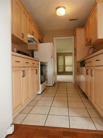 5801 Lumberdale Road 134, Houston, TX 77092