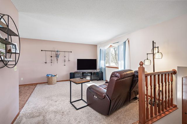 12186 59th Circle NE, Albertville, MN 55301