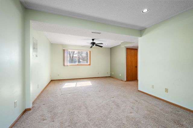 12186 59th Circle NE, Albertville, MN 55301