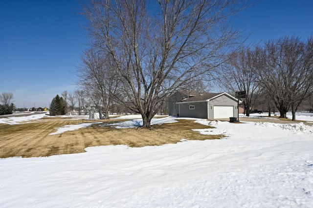 12186 59th Circle NE, Albertville, MN 55301