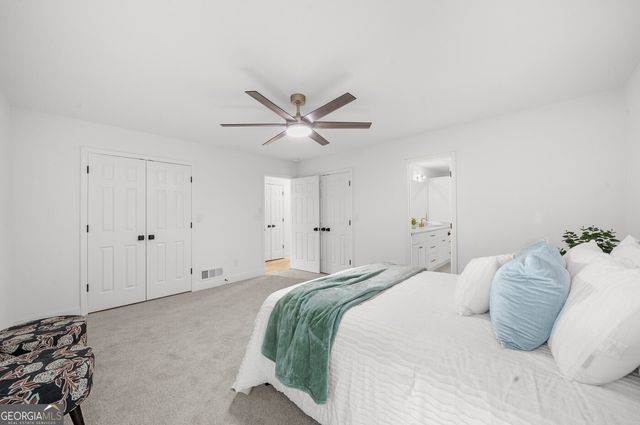 926 Allatoona Road, Woodstock, GA 30189