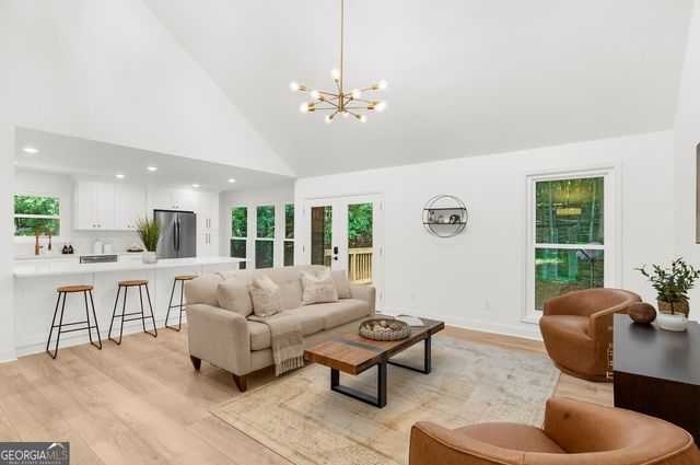 926 Allatoona Road, Woodstock, GA 30189