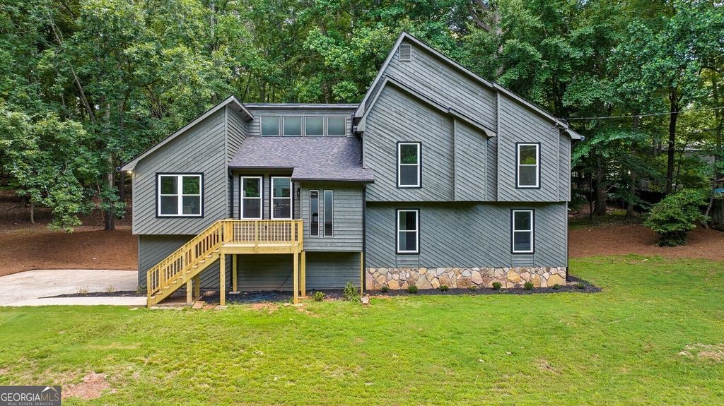926 Allatoona Road, Woodstock, GA 30189