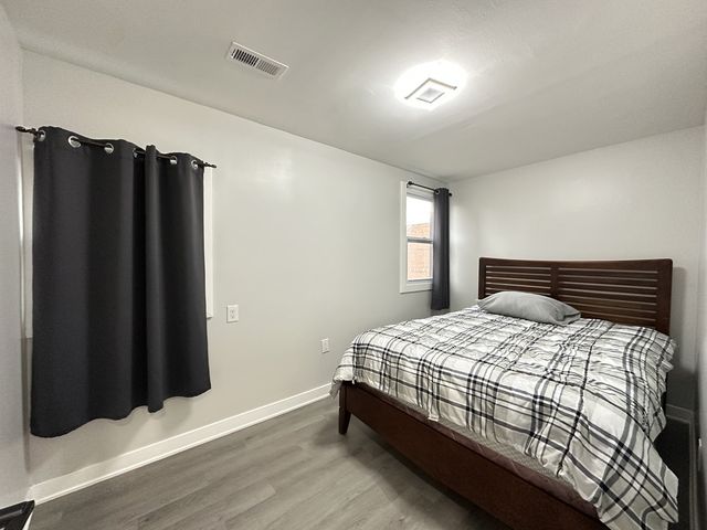 1937 W GRAND Avenue 2, Chicago, IL 60622