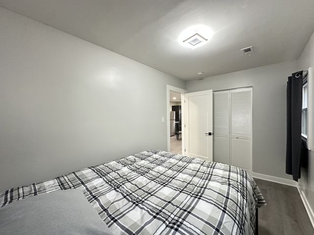 1937 W GRAND Avenue 2, Chicago, IL 60622