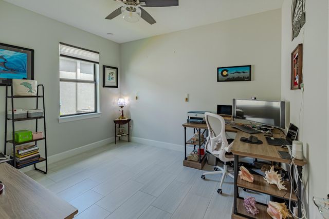 519 SE Villandry Way, Port St Lucie, FL 34984