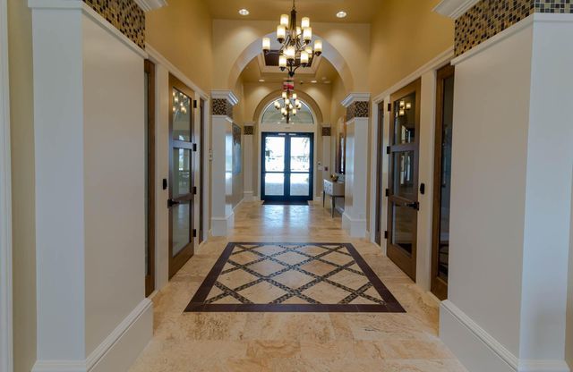 519 SE Villandry Way, Port St Lucie, FL 34984