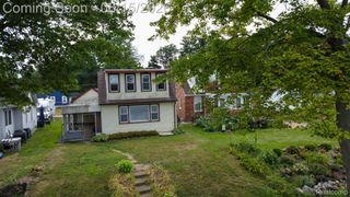 9556 Round Lake Boulevard, White Lake Charter Township, MI 48386