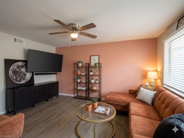 311 Salisbury Street 58, Kernersville, NC 27284
