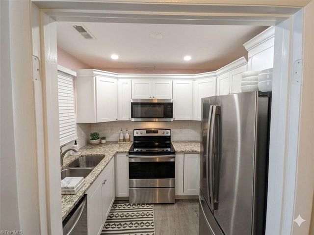 311 Salisbury Street 58, Kernersville, NC 27284