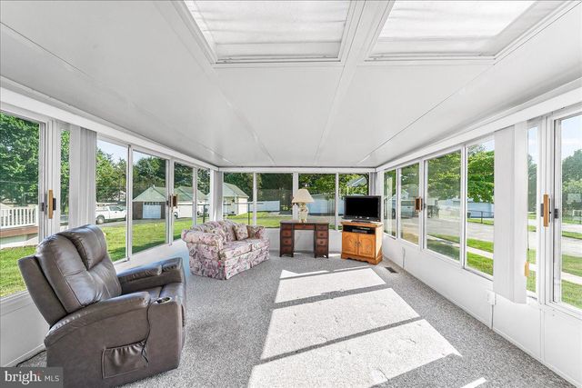 4114 NAAMANS CREEK RD, Upper Chichester, PA 19061