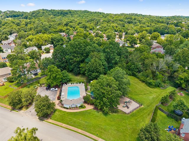 309 Mill Run Cir, Nashville, TN 37221