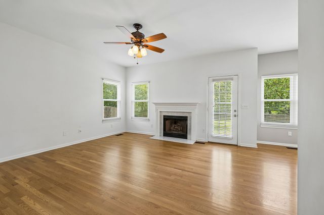 309 Mill Run Cir, Nashville, TN 37221