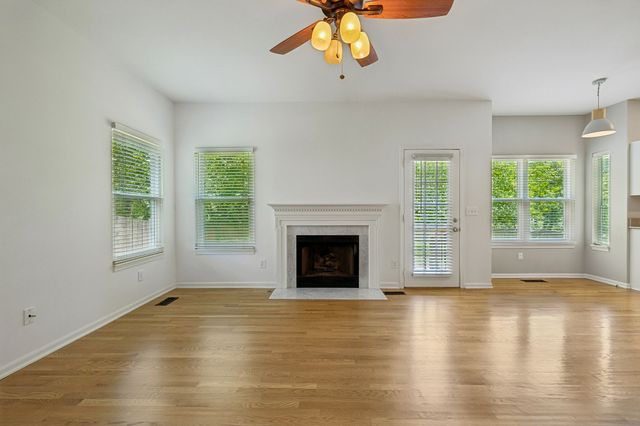 309 Mill Run Cir, Nashville, TN 37221