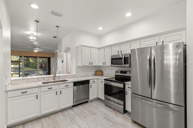 10365 HERON KEY WAY, Tampa, FL 33625