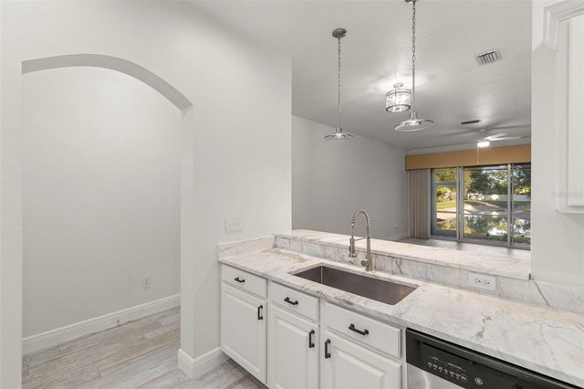 10365 HERON KEY WAY, Tampa, FL 33625