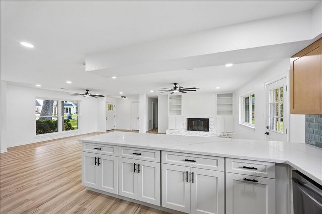 1107 Hallie Street, Sweeny, TX 77480