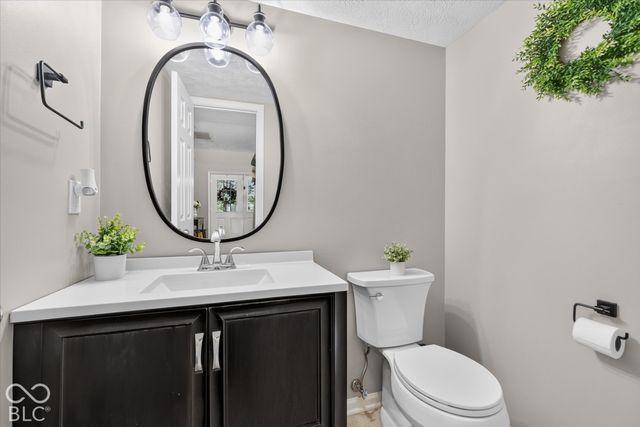 7599 Meadow Ridge Drive, Fishers, IN 46038