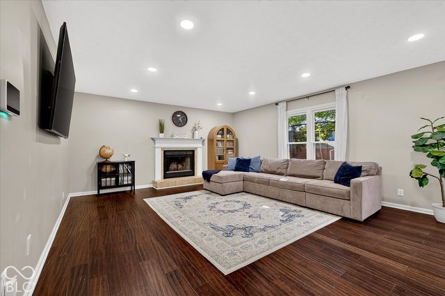 7599 Meadow Ridge Drive, Fishers, IN 46038