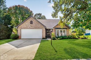 7599 Meadow Ridge Drive, Fishers, IN 46038